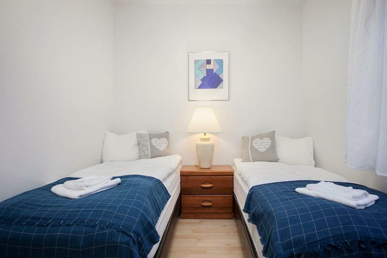 Cozy 3 Bedroom House Near The Blue Lagoon Njarthvik Extérieur photo