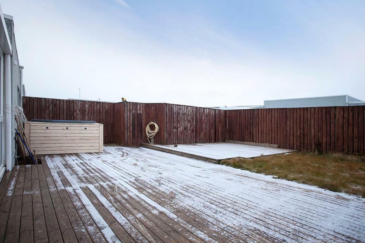 Cozy 3 Bedroom House Near The Blue Lagoon Njarthvik Extérieur photo