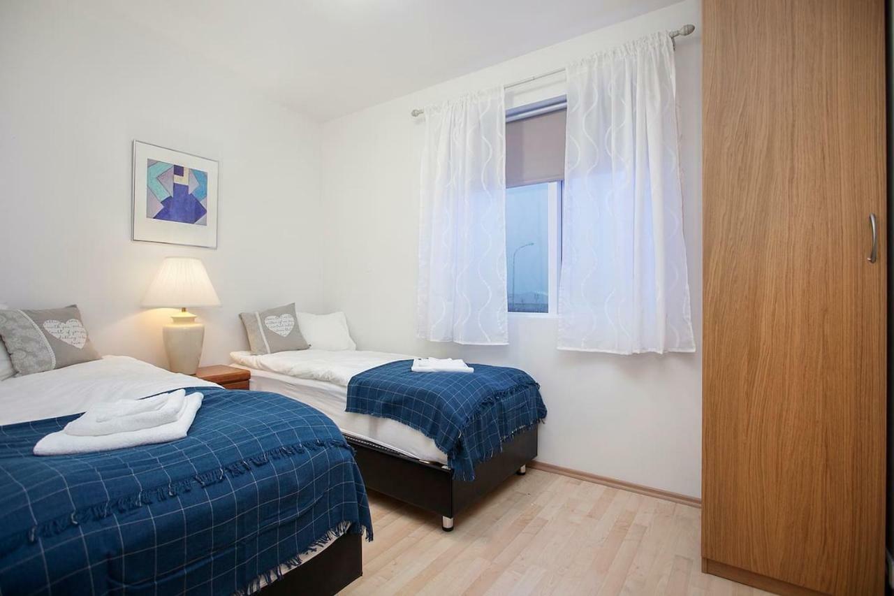 Cozy 3 Bedroom House Near The Blue Lagoon Njarthvik Extérieur photo